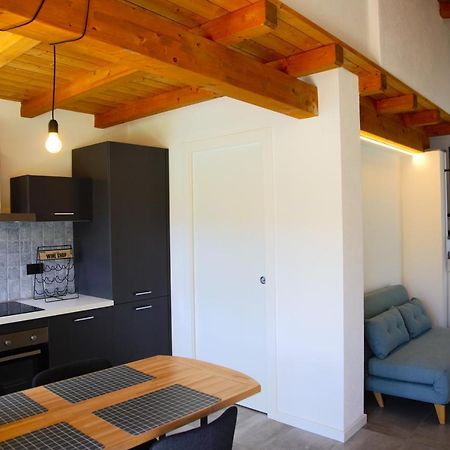 Our Happy Place - Casa Vacanze Per Il Viaggiatore Slow Mandello del Lario Exterior photo