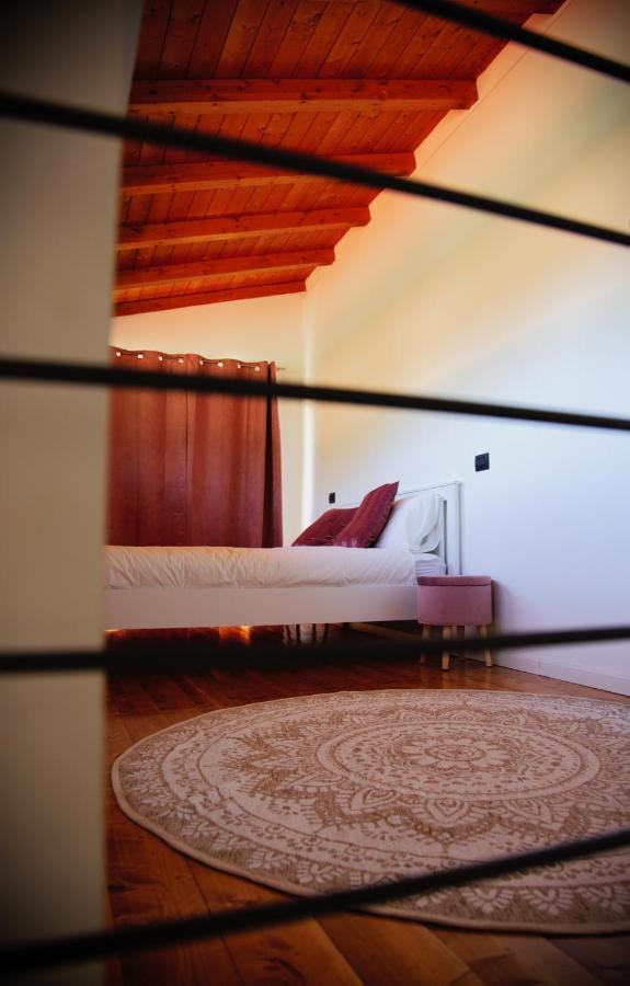 Our Happy Place - Casa Vacanze Per Il Viaggiatore Slow Mandello del Lario Exterior photo